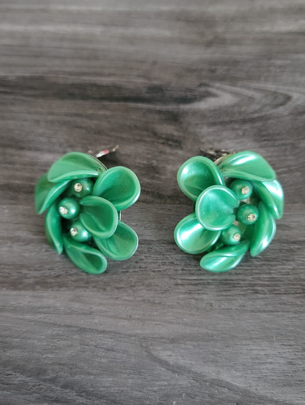 Vintage Green Floral Clip-On Earrings Mid Century Costume Jewelry